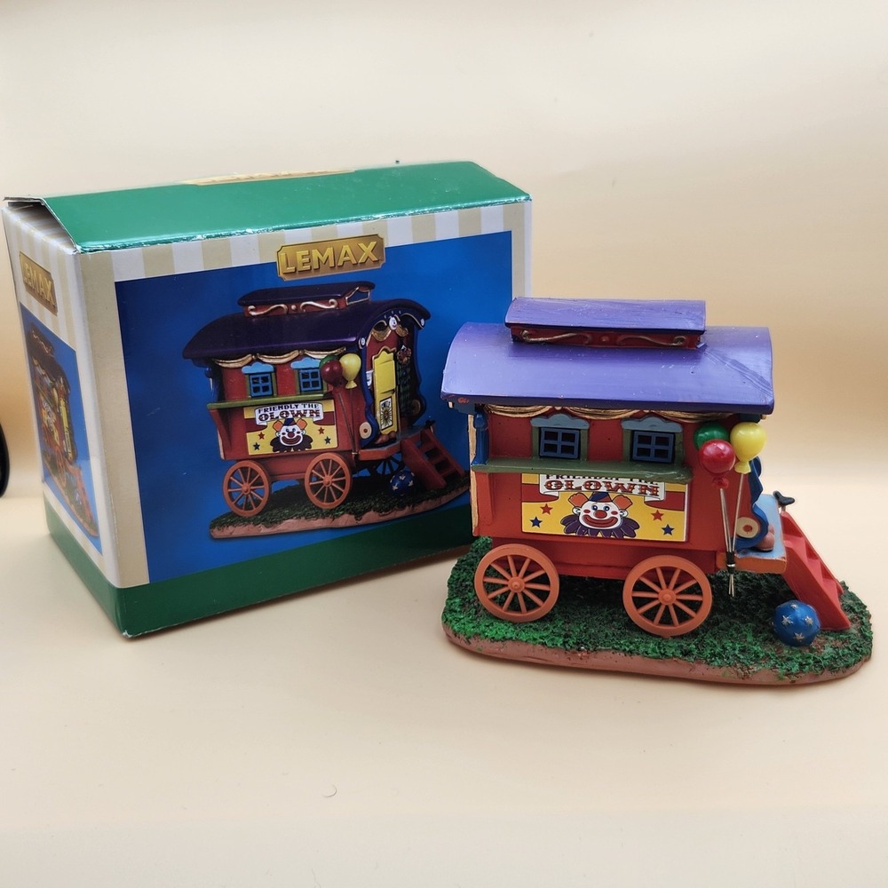 Lemax Friendly The Clown Caravan Wagon Traveling Circus Car Table Accent Village